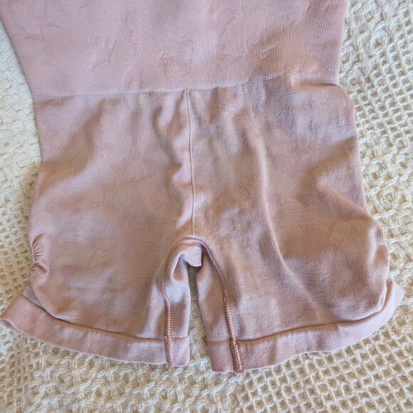 Gymshark small - Picture 2 of 3